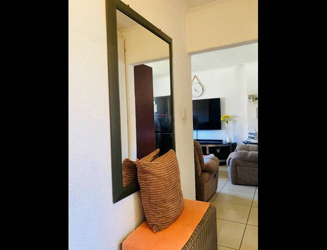 3 BEDROOM TOWNHOUSE FOR SALE IN ORMONDE